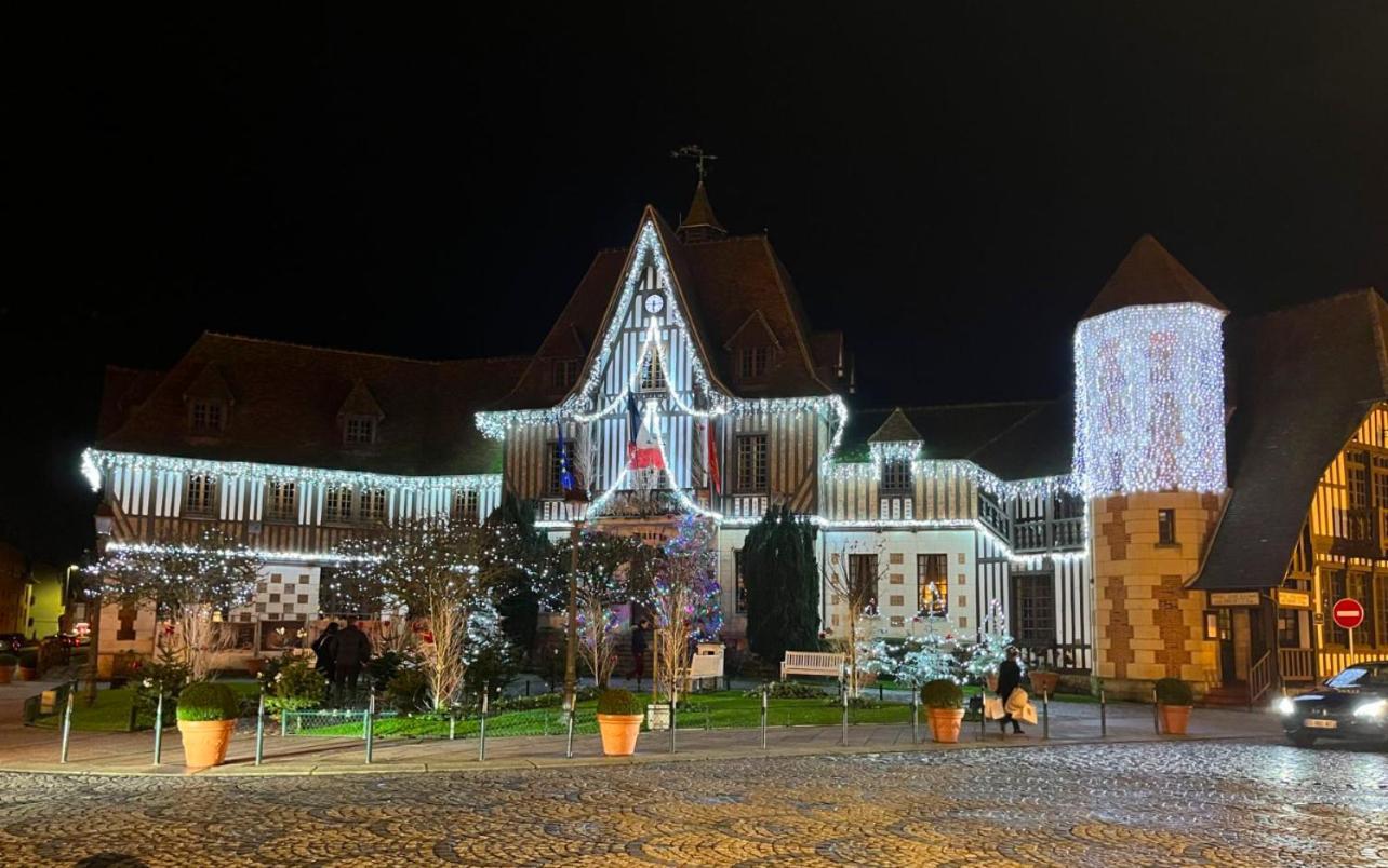 Le Deauvillais Deauville Exteriér fotografie